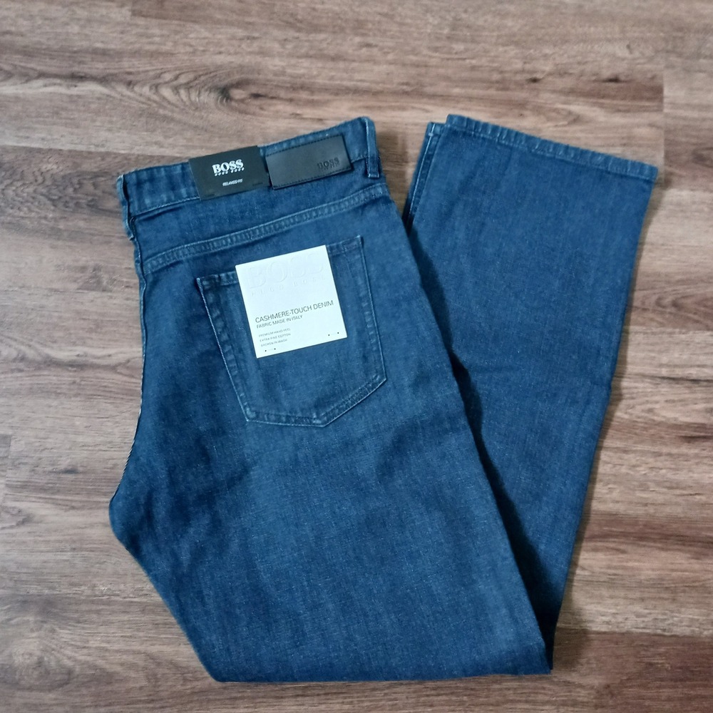 Hugo Boss Albany Relaxed Fit Jeans Navy Candiani Cashmere Touch Denim 40/32 NEW